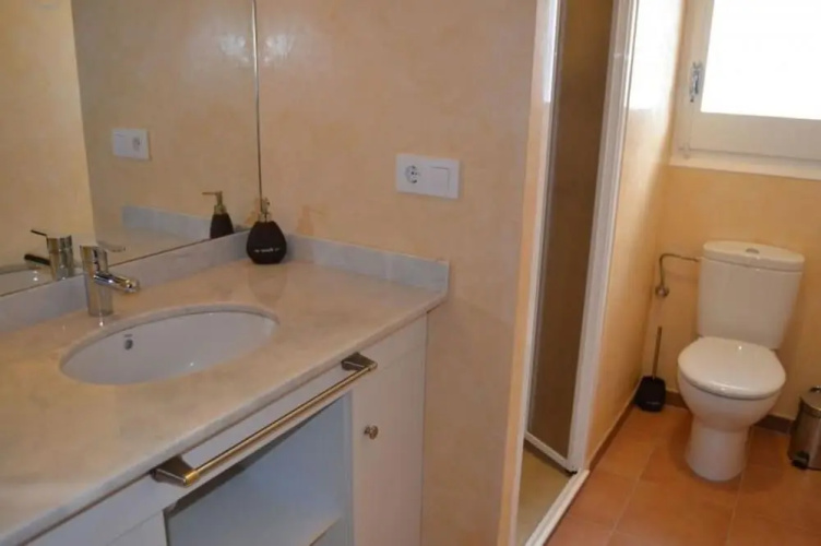 106264 - Apartment in Llança
