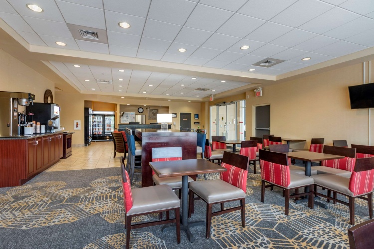 Comfort Inn Sturgeon Falls photo 28