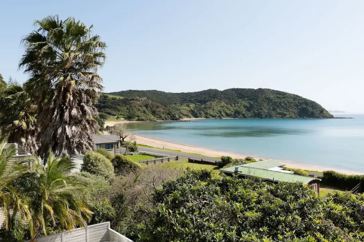 Sea Breeze Lodge