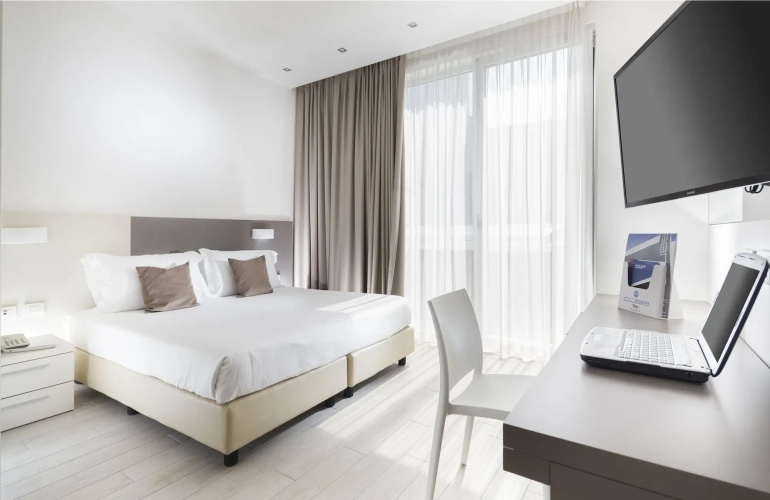 Hotel Cube