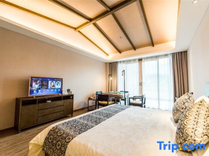 Standard Double room with view