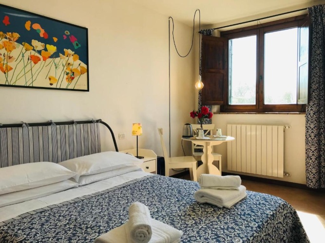 Standard Triple room