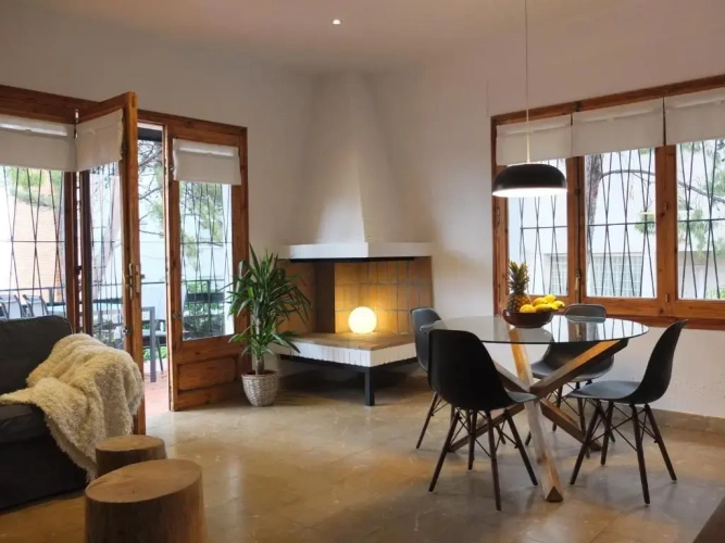 3 Bedrooms Single Apartment