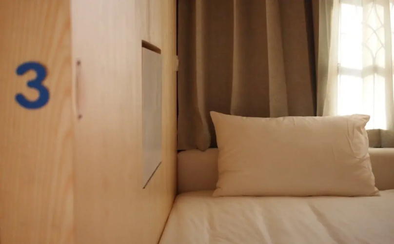 Snooze Poshtel