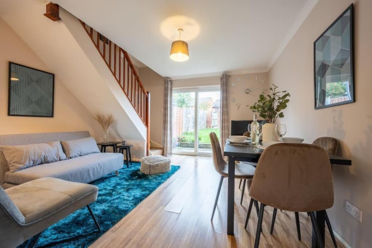 2 Bedrooms Cottage