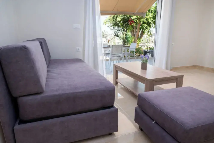 Barbaras Apartments