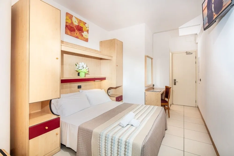 Standard Double room with balcony