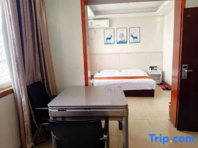 Deluxe Family Suite