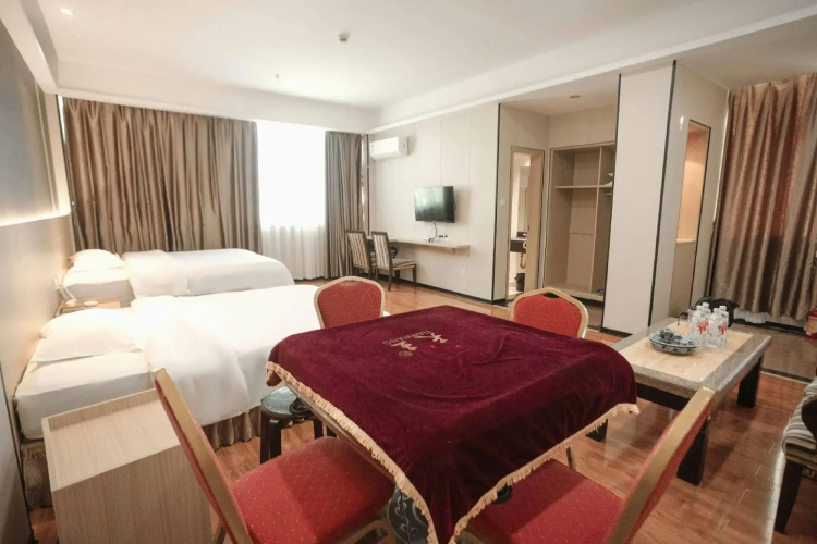 Jinhaiyang Holiday Hotel