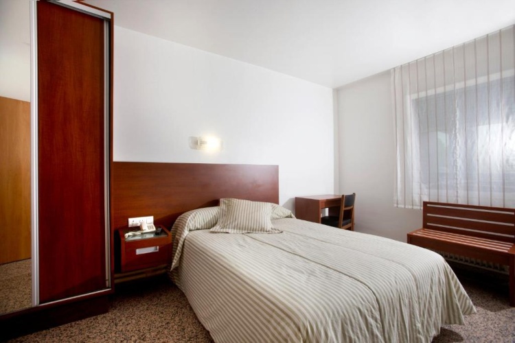 Standard Double room with view