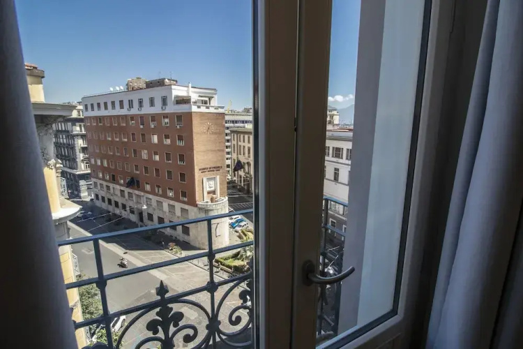 Le Angioine Rooms