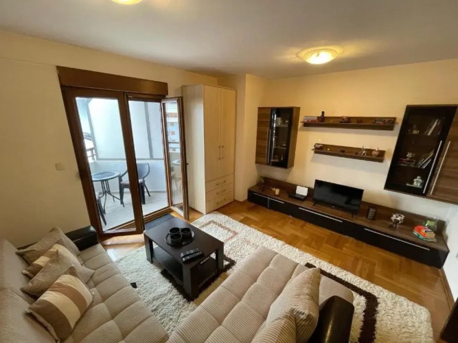 Exclusive studio, great location