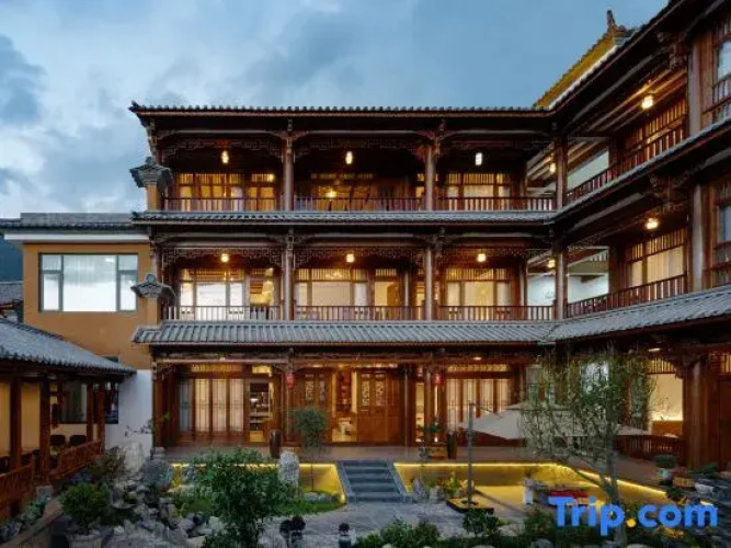 Shaxi Xihe Courtyard