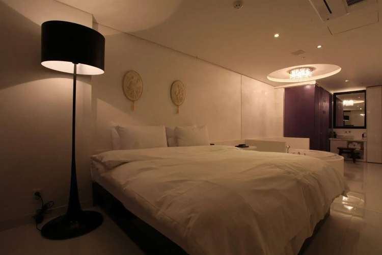 Diva Hotel