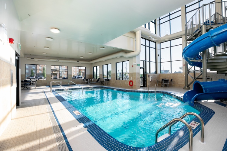 Holiday Inn Express Lethbridge Southeast photo 18