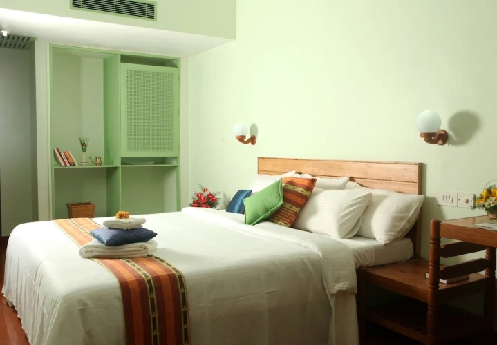 Deluxe Single room with balcony and with sea view