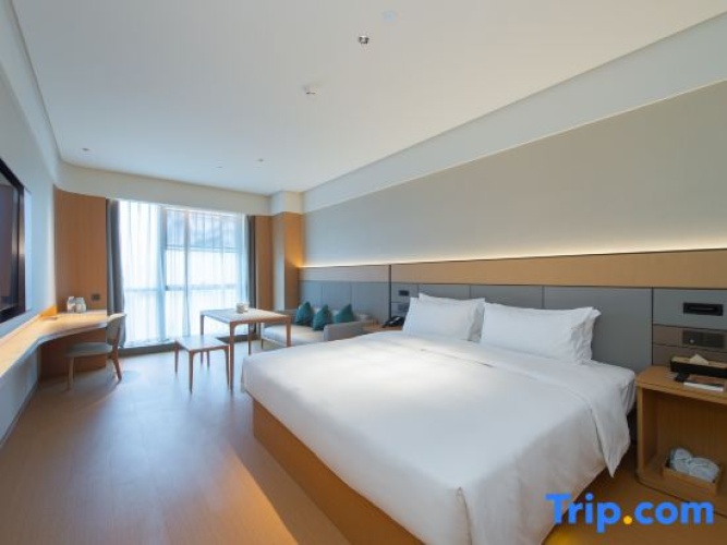 Standard Double room with view