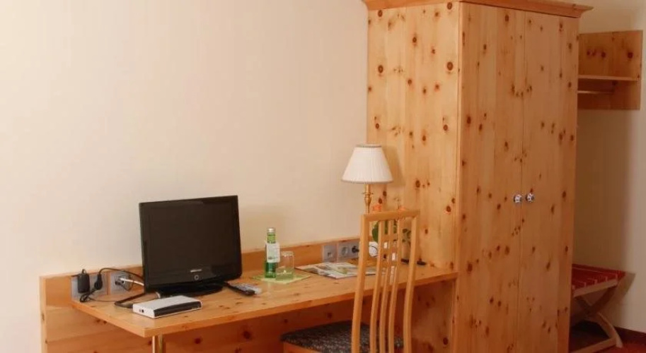 Der Winzerhof Bed & Breakfast Achau