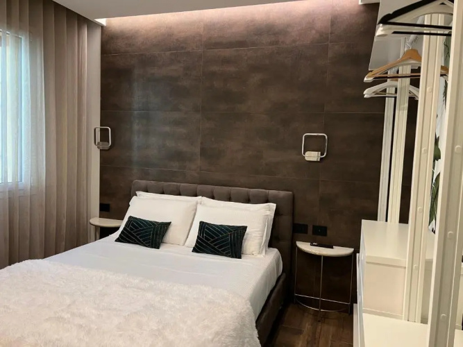 DR54 Apartments