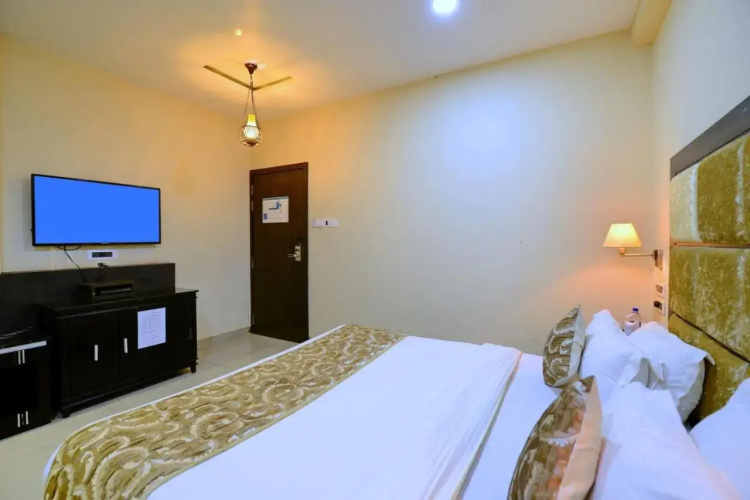 Hotel Seventh Sense