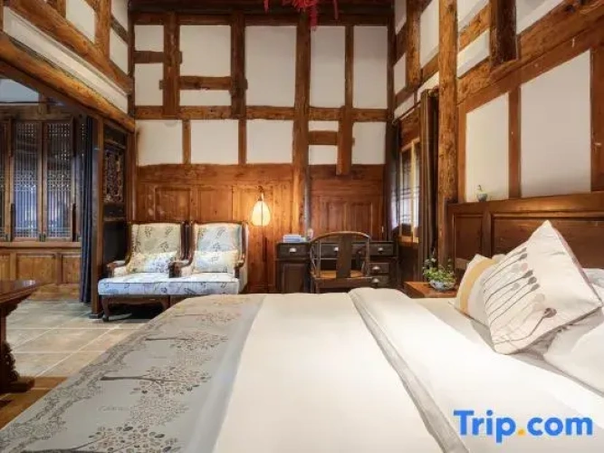 Triple Family Suite
