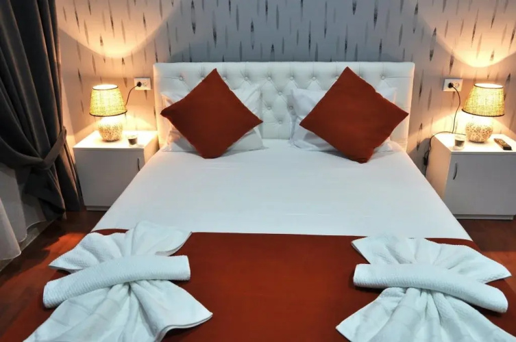 Hotel Nameless