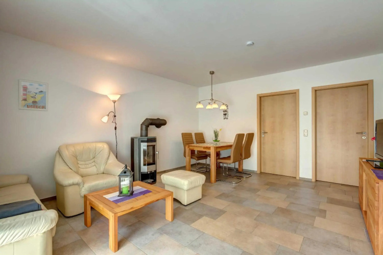Haus Werder Wohnung 2 mit Kamin