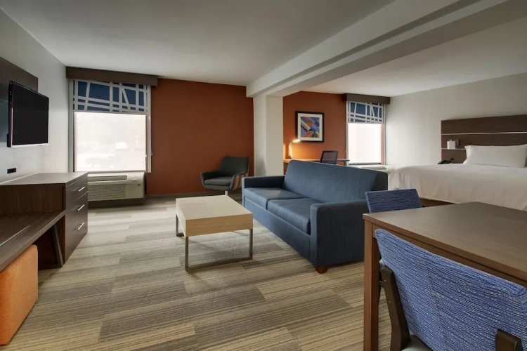 Double Suite