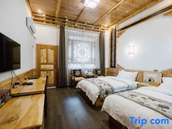Standard room with balcony
