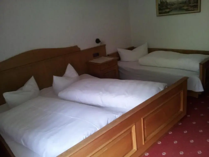 Standard Triple room with balcony