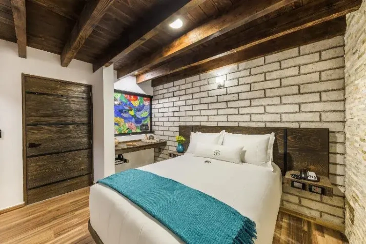 Deluxe Double Suite