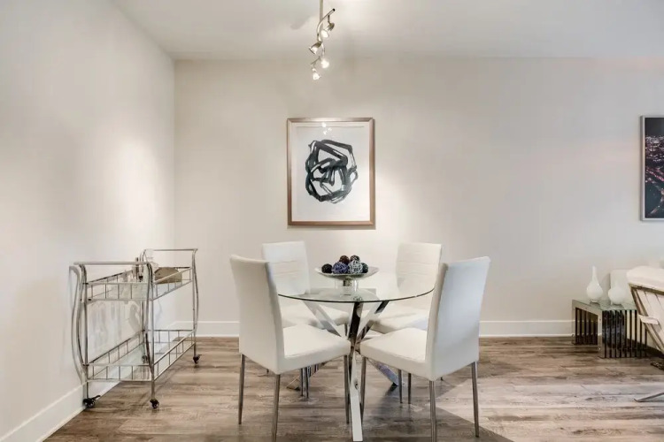 The Hollywood Red Carpet ApartmentOver view