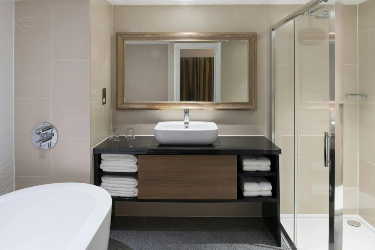 Renaissance London Heathrow Hotel photo 9