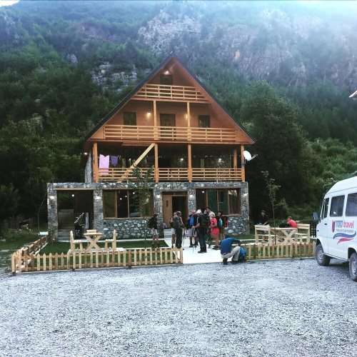 Alpine House Thethe