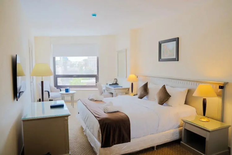 Armada Avenue Hotel