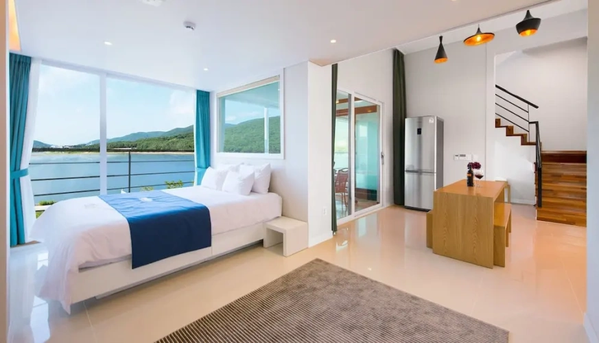 Business Duplex room