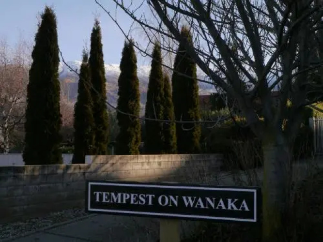 Tempest On Wanaka