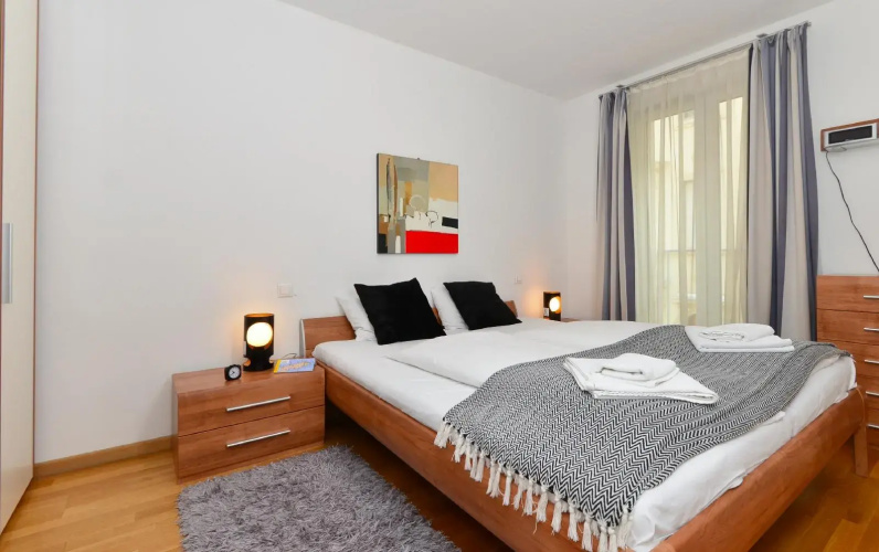 Diamond Apartments