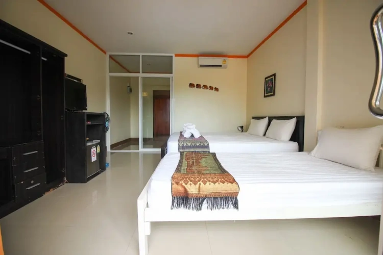 Superior Triple room