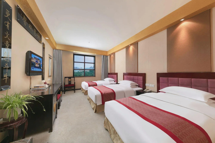 Dengfeng Chanwu Hotel