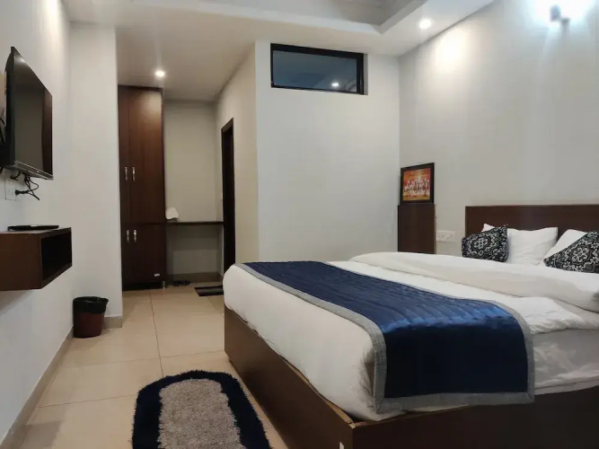 Barog Residency