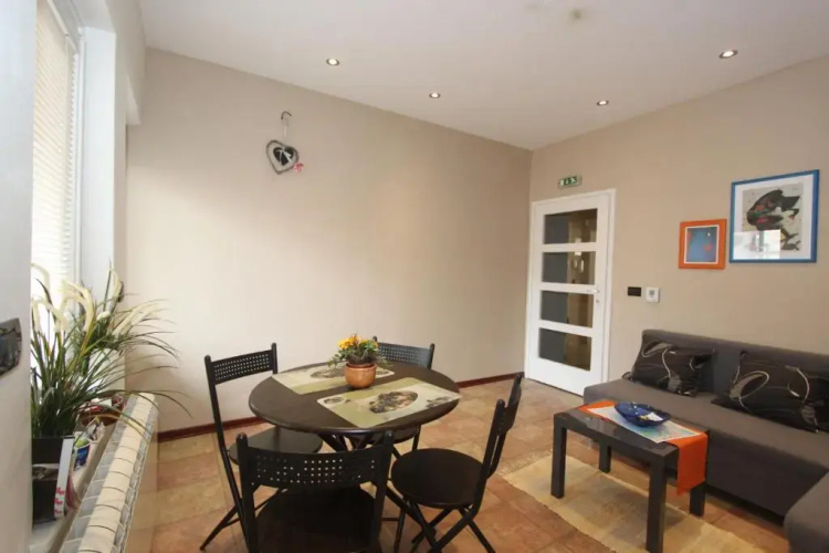 Sneki Apartment
