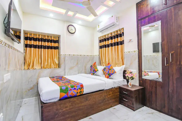 Fabhotel Mn International
