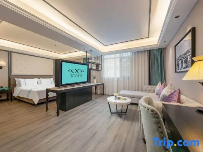 Deluxe Double Suite