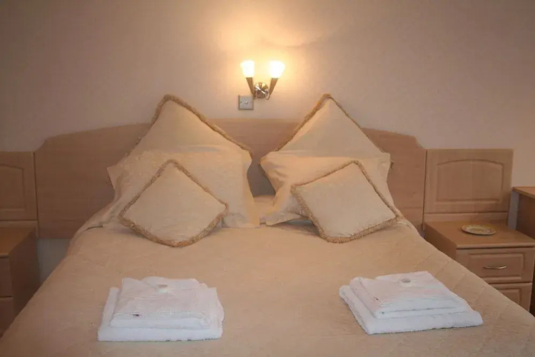 Liston Hotel