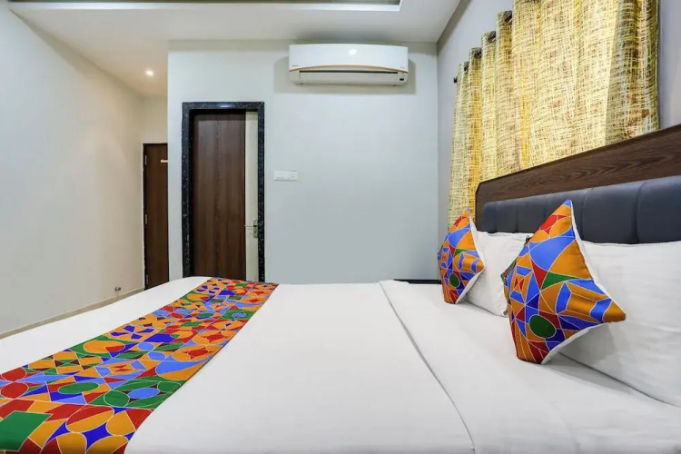 Hotel Johar Inn
