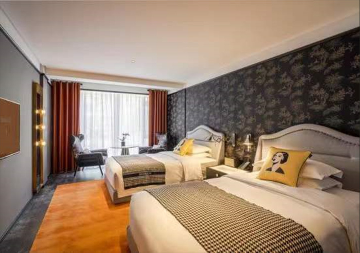 Deluxe Twin room
