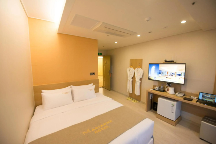 Marianne Hotel