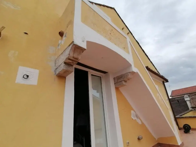 Standard Triple room with balcony