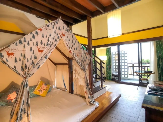 Standard Quadruple Attic room with balcony